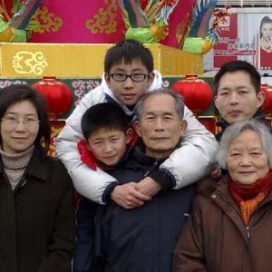 回首十年